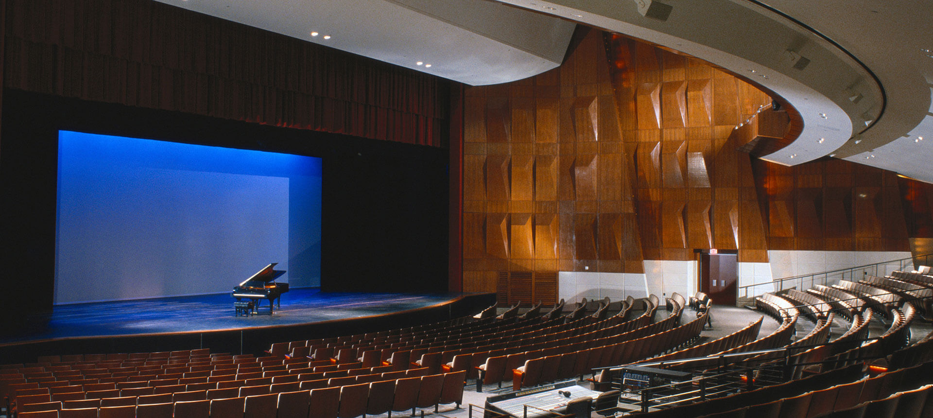 The Charles W. Eisemann Center for Performing Arts CallisonRTKL