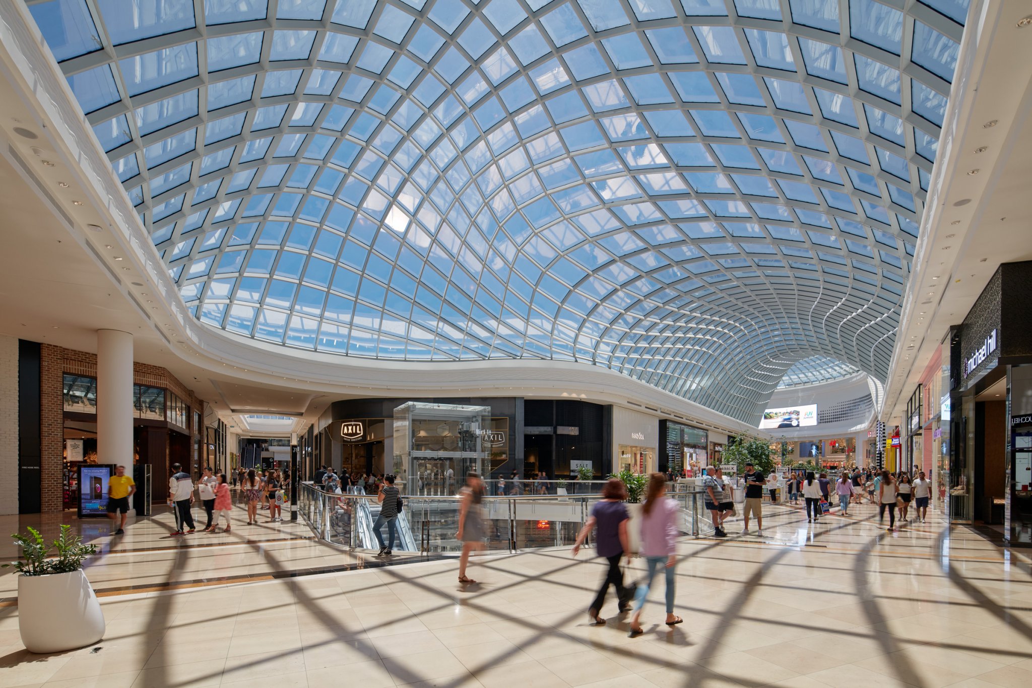 Centre. Chadstone shopping Centre. Newcastle shopping Centre. Shopping Center Northampton. Melbourne Central shopping Centre, Australia Patrick Blanc.