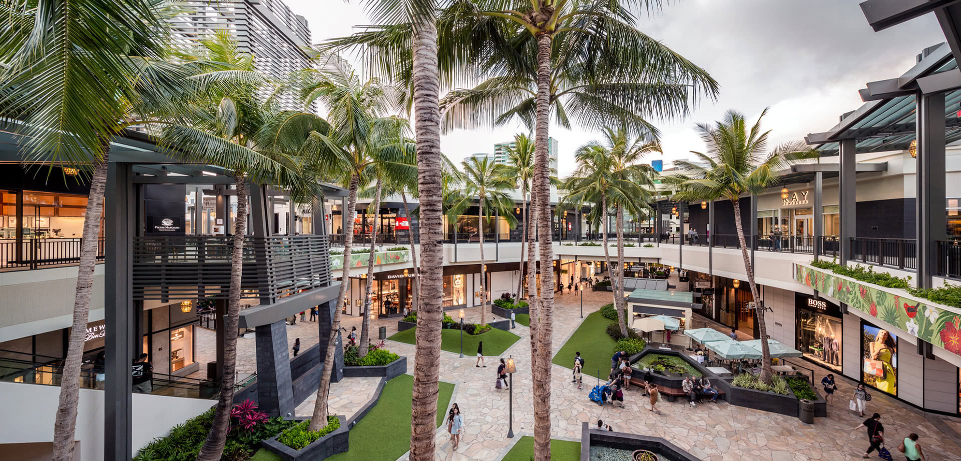 Local Luxury The Best of Both Worlds at Ala Moana YOU ARE HERE